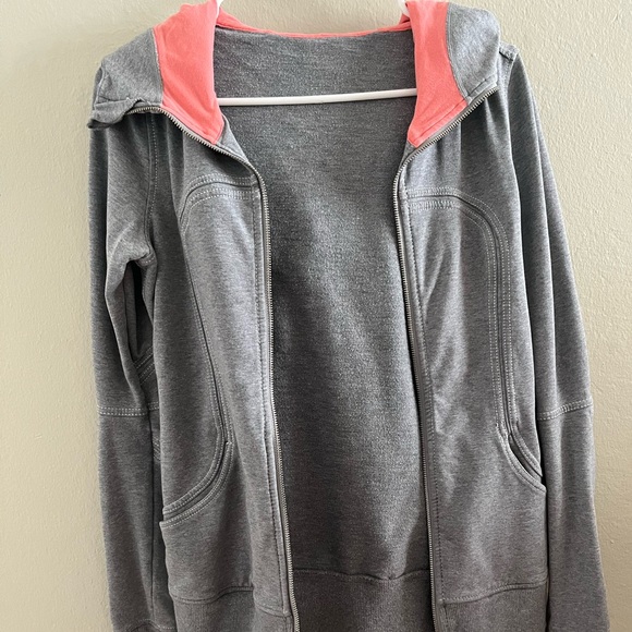 Lululemon Sweater/hoodie jacket! - Picture 3 of 4